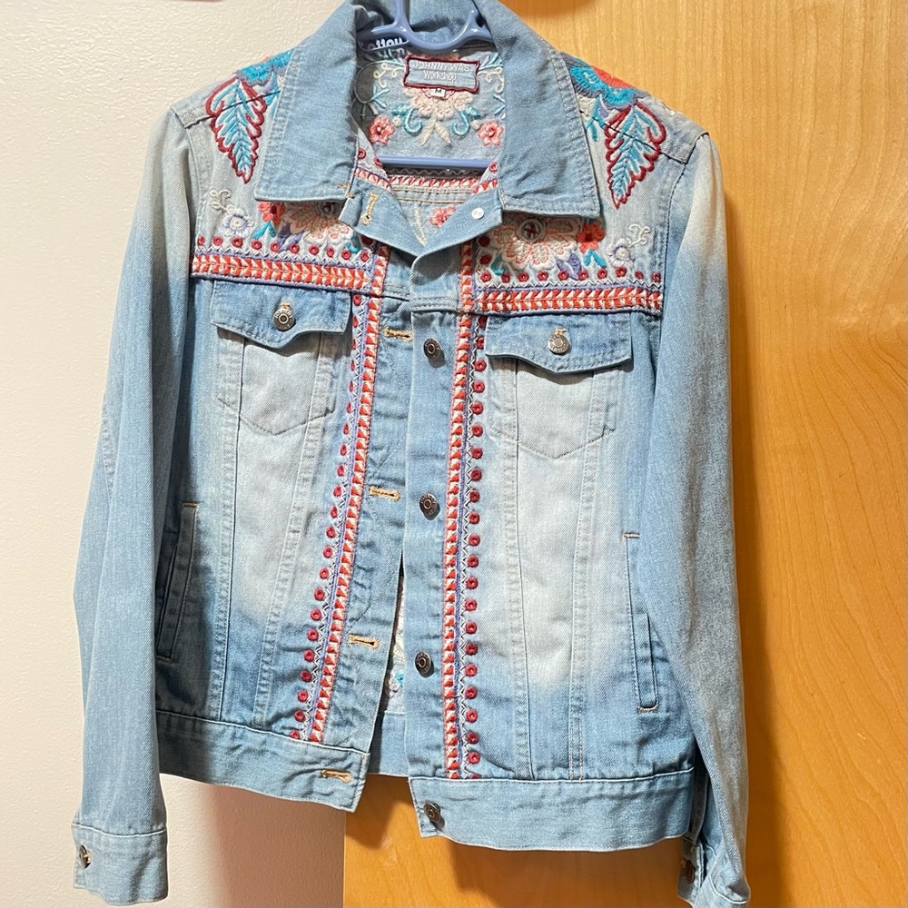 JOHNNY WAS Oman Embroidered Denim Jacket - M